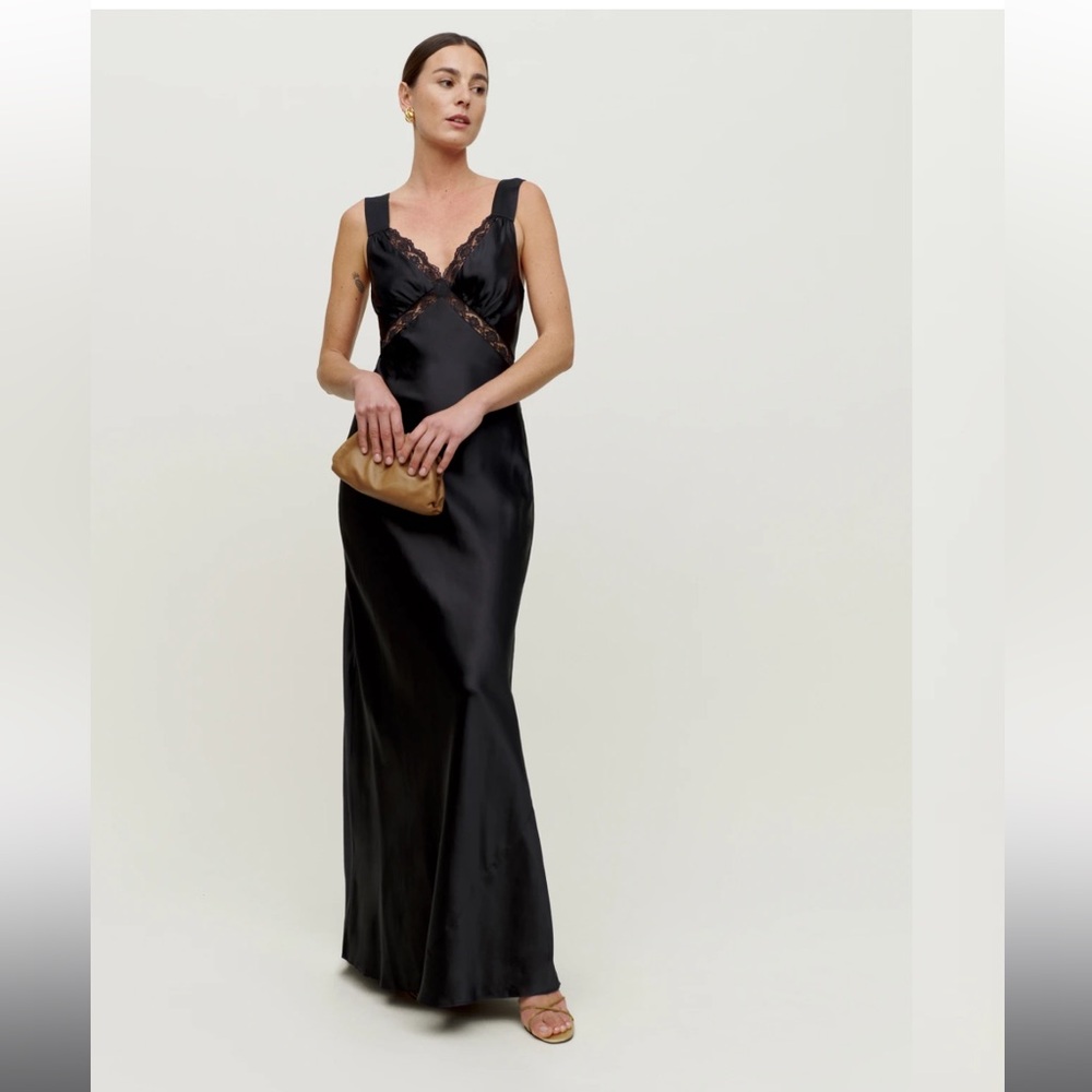 Chaina Silk Dress from Reformation! Size Small, Green, worn once for a wedding